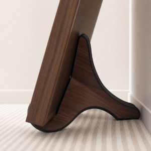 Low wood wedge foot supporting the framed scratcher